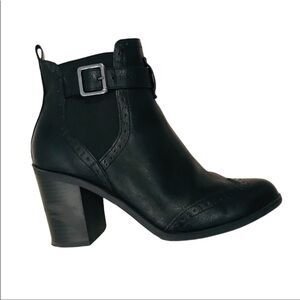 New Look Women’s Buckle Detail Black Ankle Boots Size 6